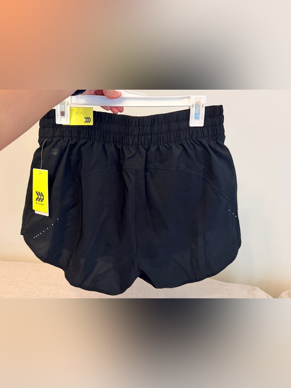 All in Motion Women’s Woven Run Shorts 3” Black Size M NWT